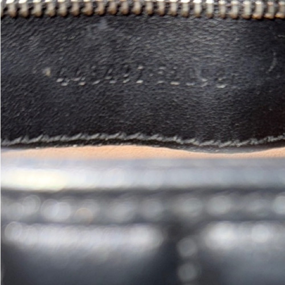 Elegant Authentic Gucci 🖤 Quilted Bag. No rips, no tears please see all photos. - Picture 12 of 12